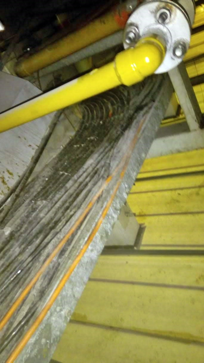 25-Cableado-fuera-de-bandeja-4-11-7.jpg